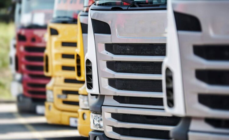 flota samochodów firmy transportowej